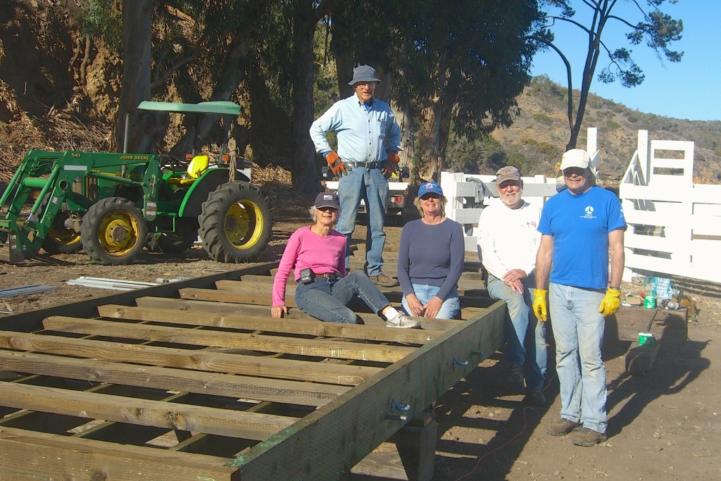 Ventura Yacht Club builds Prisoners Harbor dock